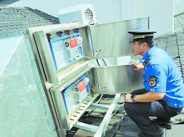 專項檢查護航“開學第一餐”